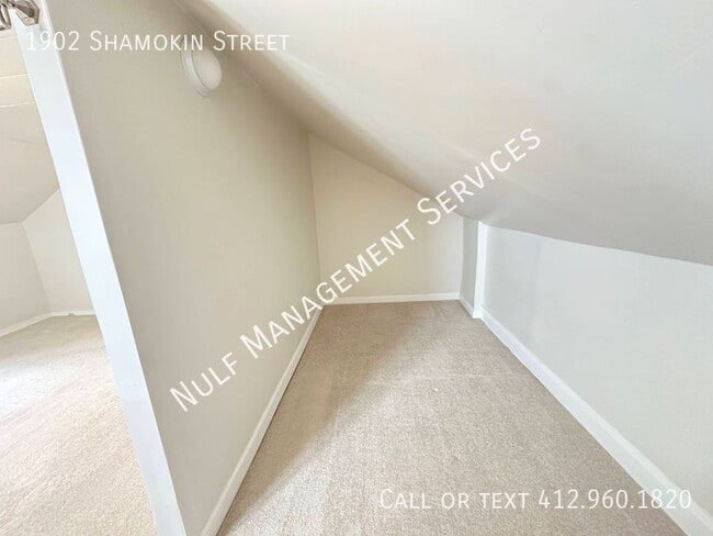 Building Photo - 1902 Shamokin St