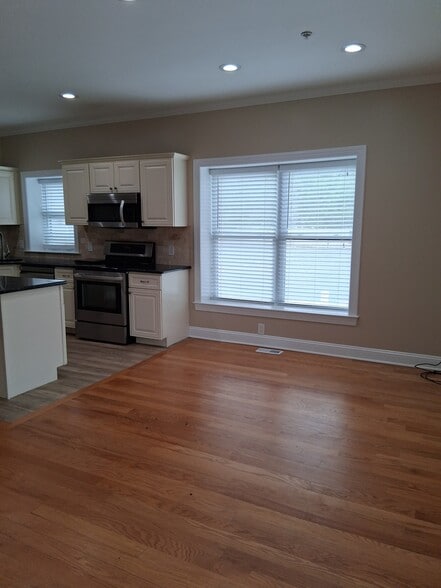 Building Photo - 508 Philadelphia Pike
