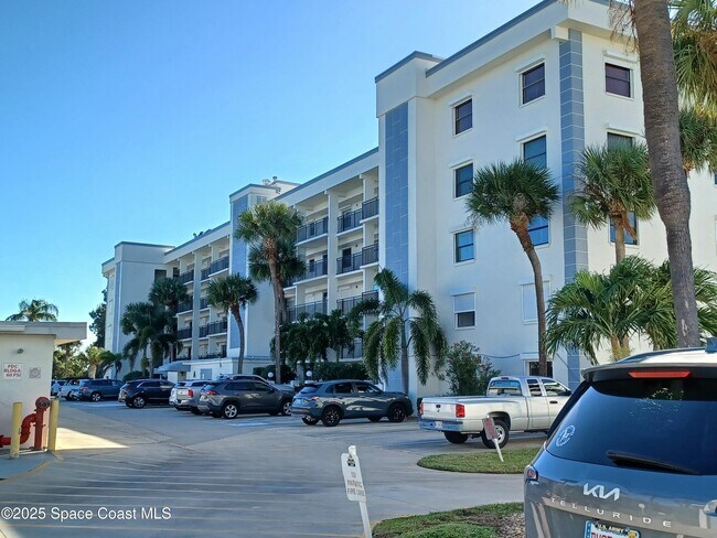 Building Photo - 3165 N Atlantic Ave