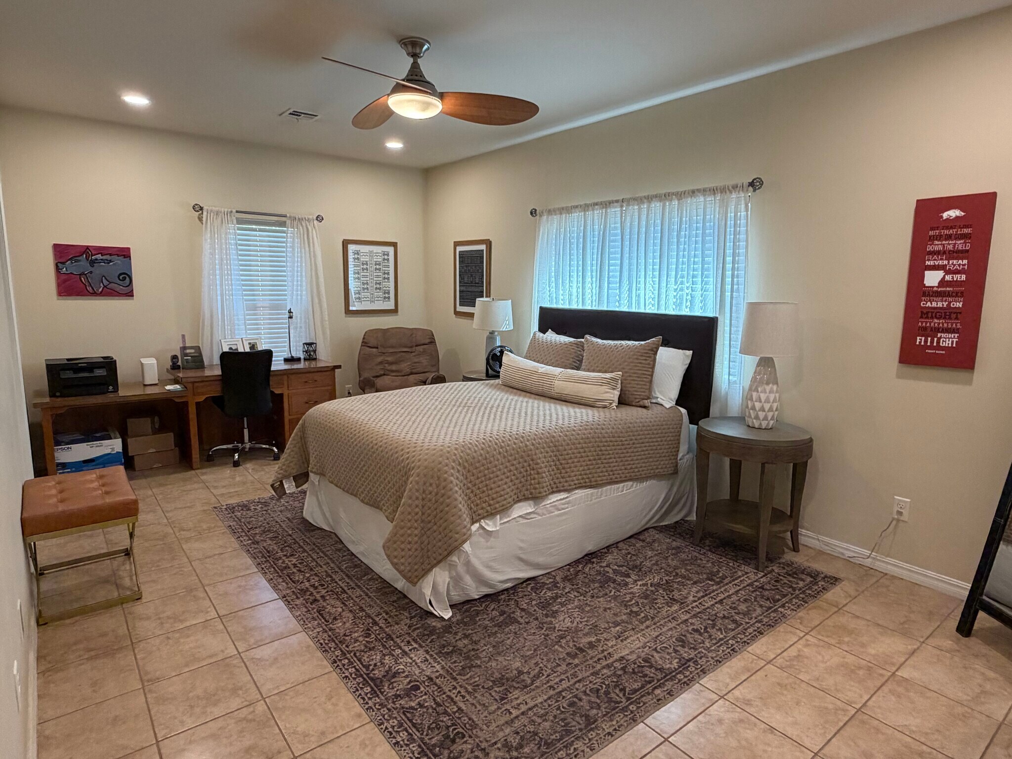 Building Photo - 1244 N Lewis Ave