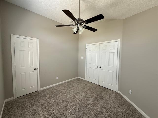 Building Photo - 10259 Sand Springs Ave