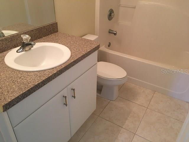 Building Photo - "Charming 3-Bed Oasis with 2 Baths - 1420 ...