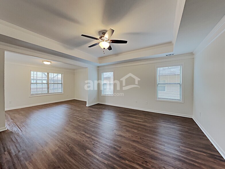 Building Photo - 213 Orchard Trail