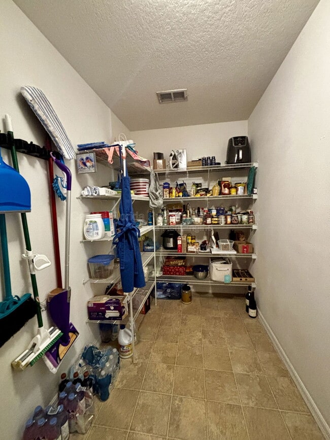 Building Photo - 13208 Sour Orange Dr