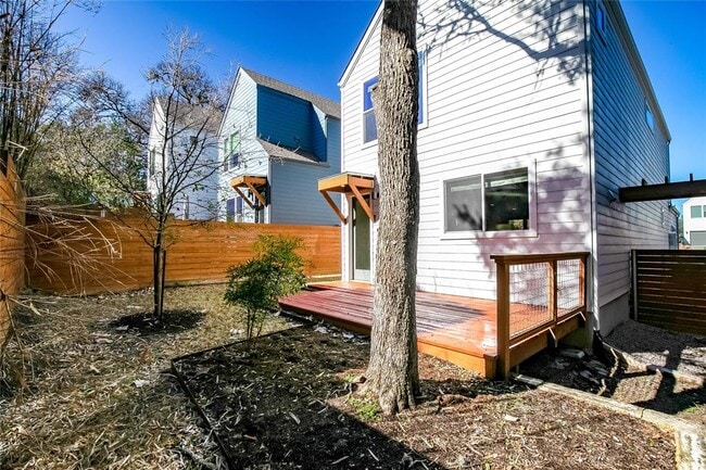 Building Photo - 3211 Aldwyche Dr