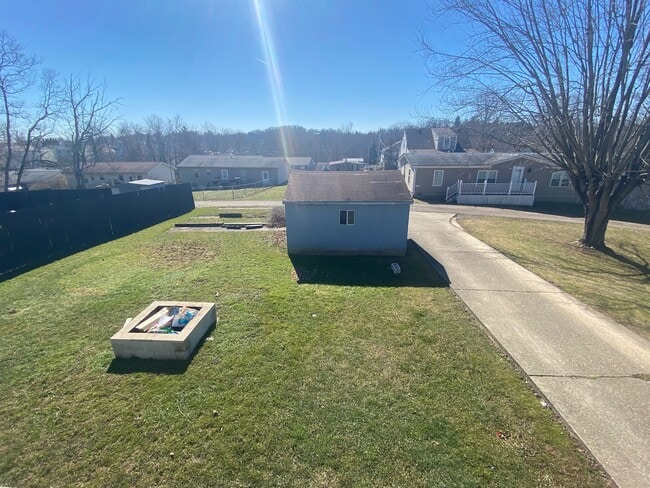 Building Photo - 111 Hickman Ave