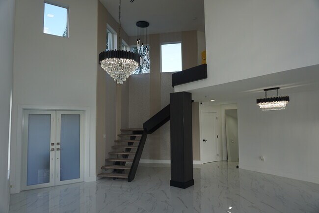 Building Photo - 15614 SW 110th Terrace