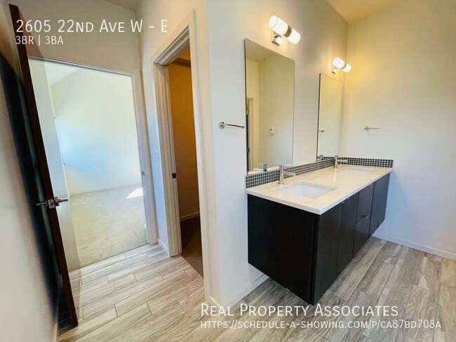 Building Photo - 2605 22nd Ave W