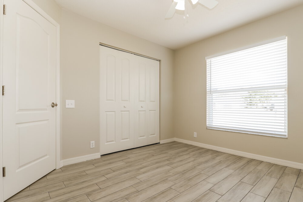 Building Photo - 10329 Midstate Ave