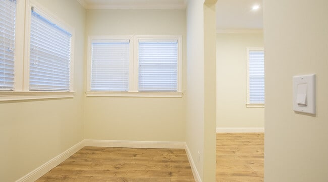 Building Photo - 1449 Page St