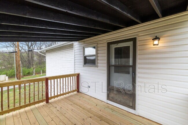 Building Photo - 702 Boca Chica Dr