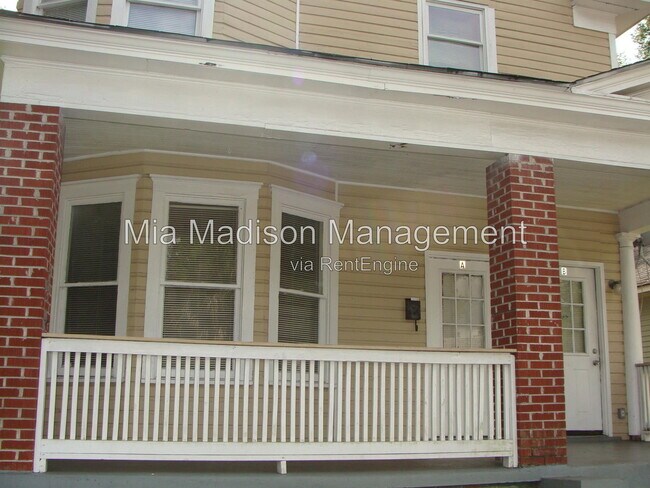 Building Photo - 513 W 35th St
