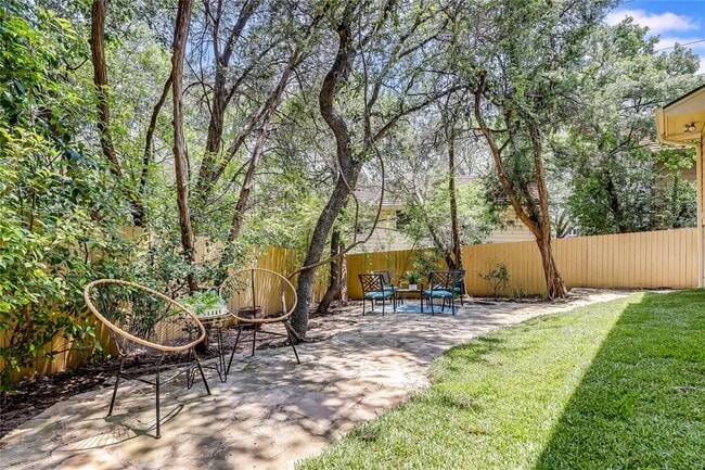 Building Photo - 5605 Creek Meadows Cove