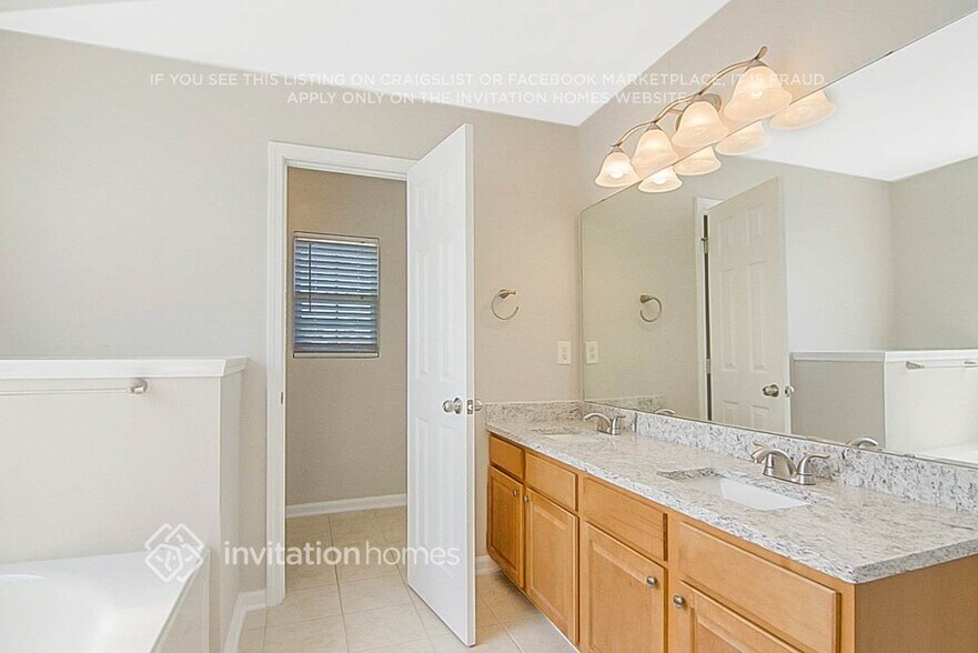 Building Photo - 1206 Calvander Ct