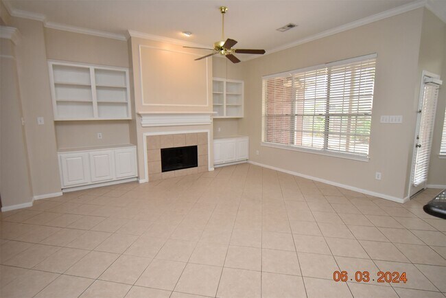 Building Photo - 1626 Diamond Brook Dr