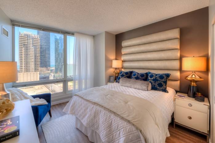 Building Photo - 387 E Ohio St