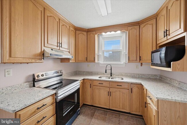 Building Photo - 508 Dunlap St