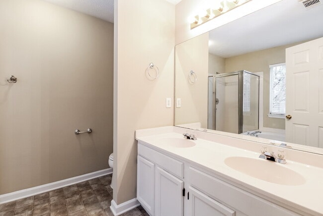 Building Photo - 3998 Oak Glenn Dr