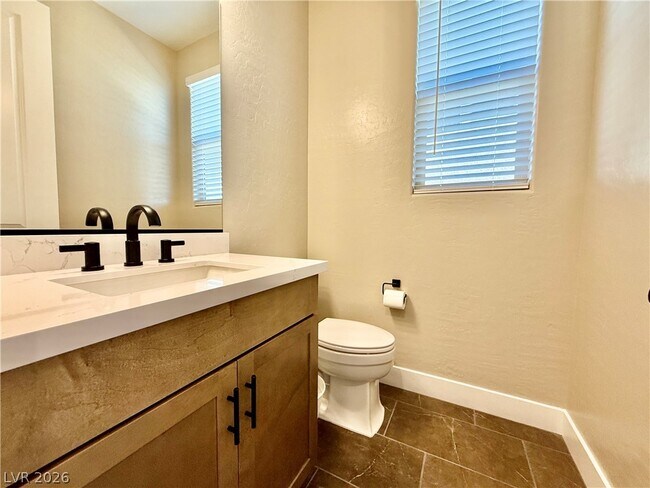 Building Photo - 2256 Fish Hawk St