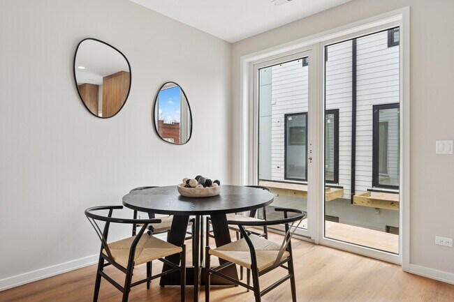 Building Photo - Forest Park - New Construction Luxury Townhomes!