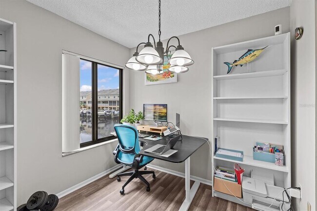 Building Photo - 386 Moorings Cove Dr