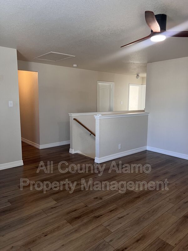 Building Photo - 7431 Cedar Farm