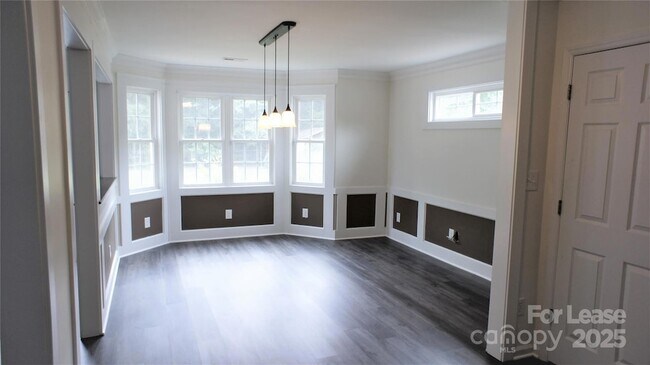 Building Photo - 2309 Ivy Run Dr