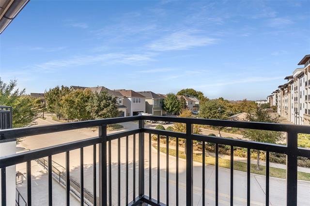 Building Photo - 2800 Lakeside Pkwy