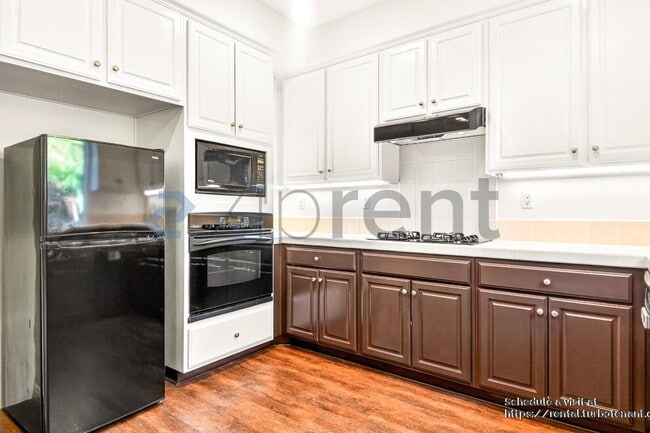 Building Photo - 27544 N Weeping Willow Dr