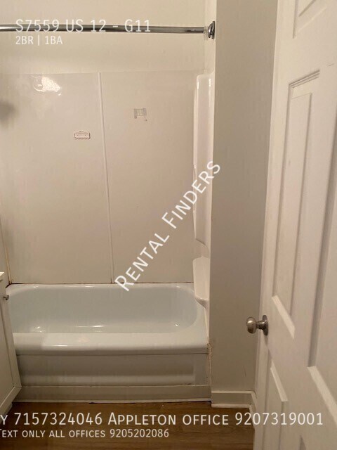 Building Photo - S7559 US-12