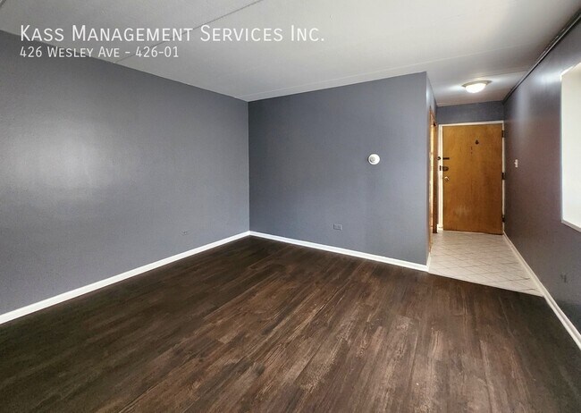 Building Photo - 426 Wesley Ave