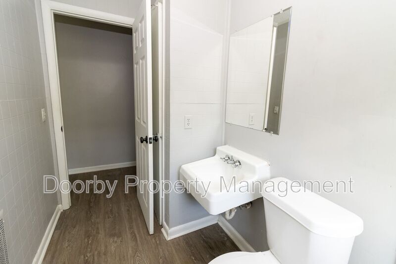 Building Photo - 1740 Ocoee St
