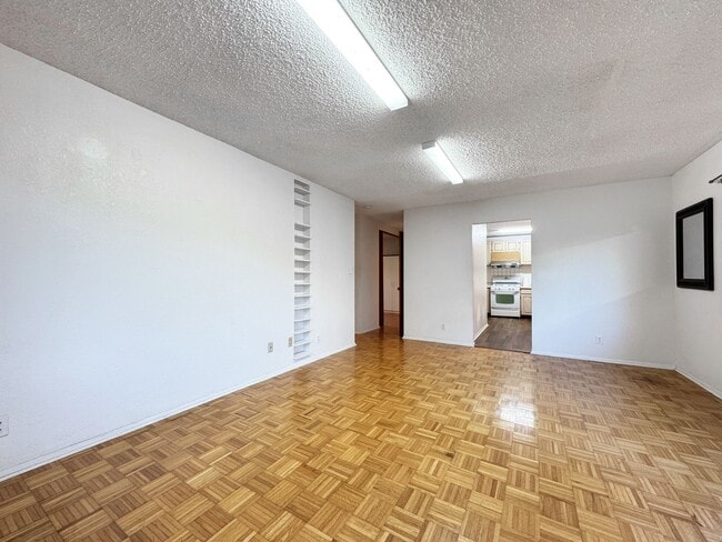 Building Photo - 2336-ST