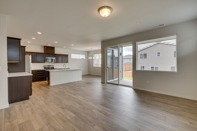 Building Photo - Brand New 4 Bed Home in Marysville!