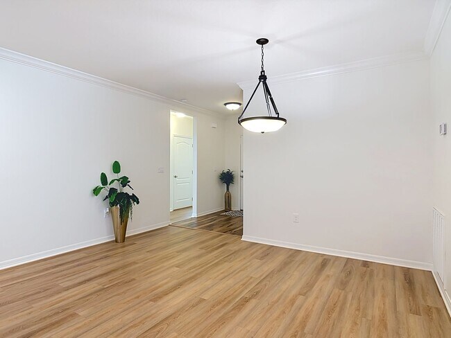 Building Photo - 221 W Fiesta Key Loop