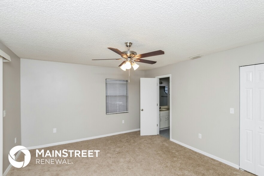 Building Photo - 2131 Ramsdale Dr SE