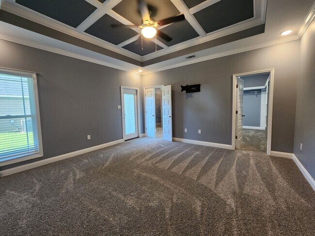 Building Photo - 3947 Crusader Ct