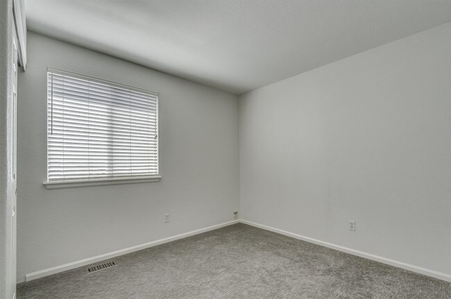 Building Photo - 8708 Greengrass Way