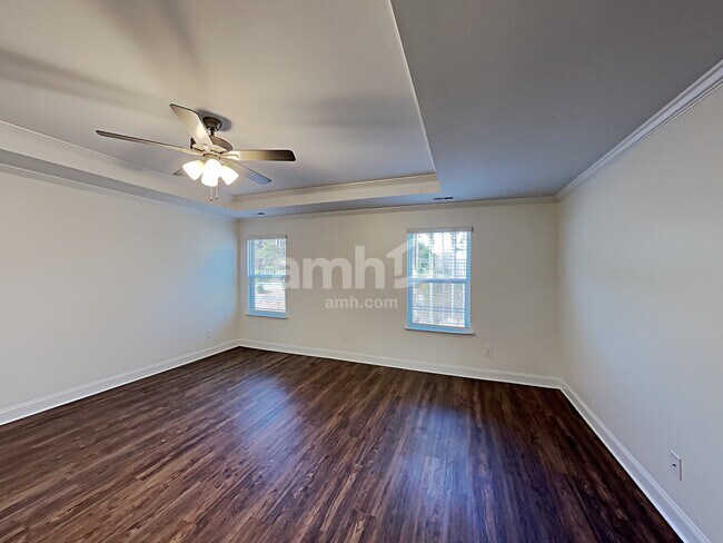 Building Photo - 1006 Bentley Pl