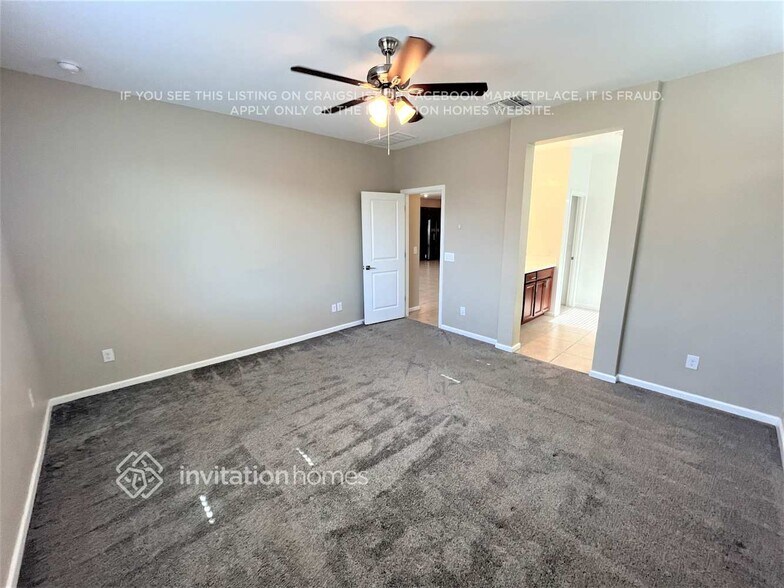 Building Photo - 17816 W Daley Ln