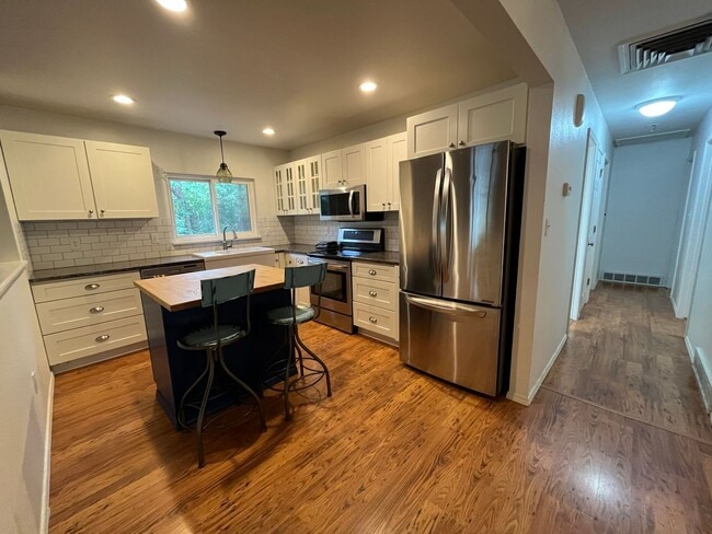Building Photo - Adorable Home in West Fort Collins