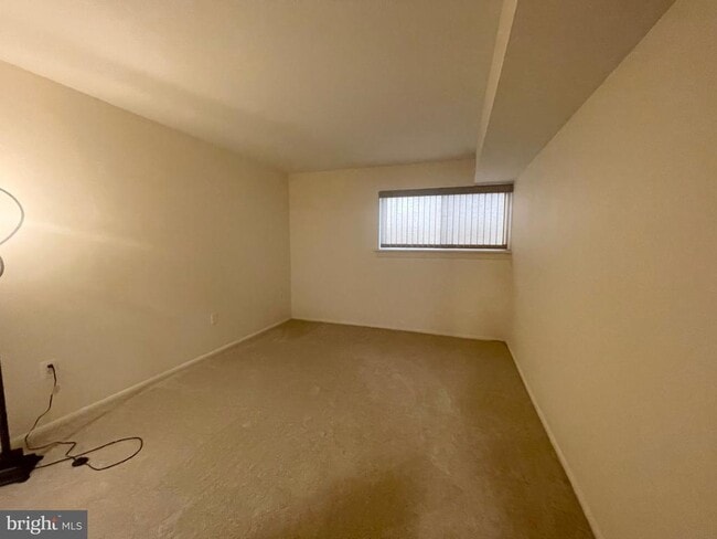 Building Photo - 8493 Greenbelt Rd