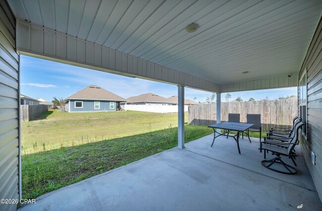 Building Photo - 112 Red Bay Rd