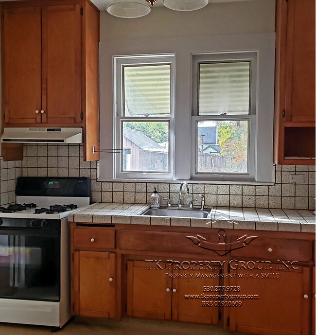 Building Photo - 322 Buena Vista St