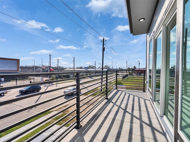 Building Photo - 4421 Reed Rd