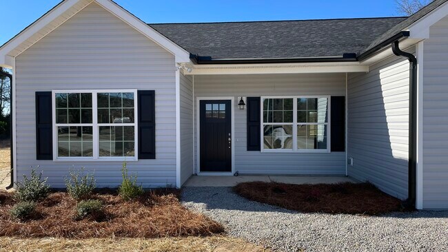 Building Photo - 53 Dewitt Lowery Rd