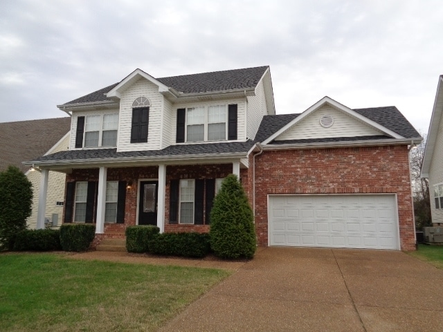 Building Photo - 2406 Adelaide Dr