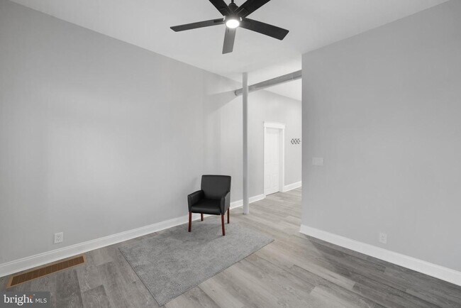 Building Photo - 1530 New Holland Rd
