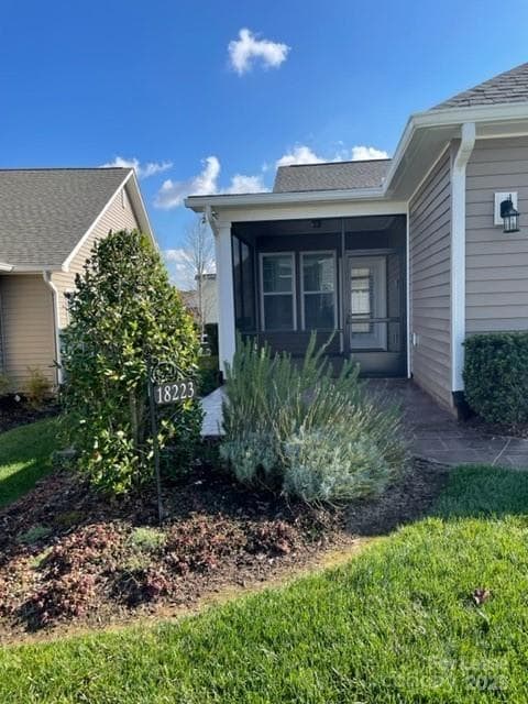 Building Photo - 18223 Ebenezer Dr