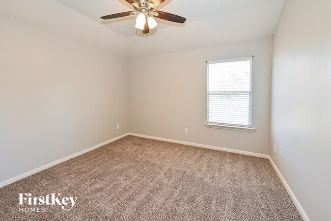 Building Photo - 7206 Emerald Run Ln